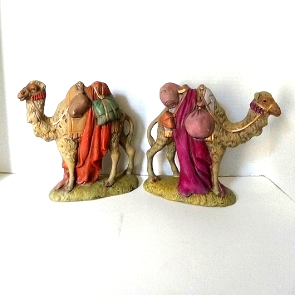 Atlantic Mold 1976 Hand-painted camels